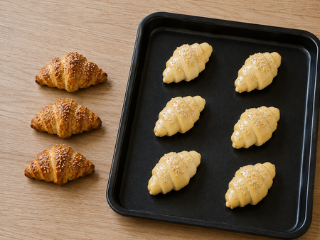 Mini Cheese Croissant - 20 Pc
